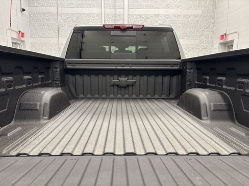 New 2026 Chevrolet Silverado 1500 High Country AWD/4WD image 6