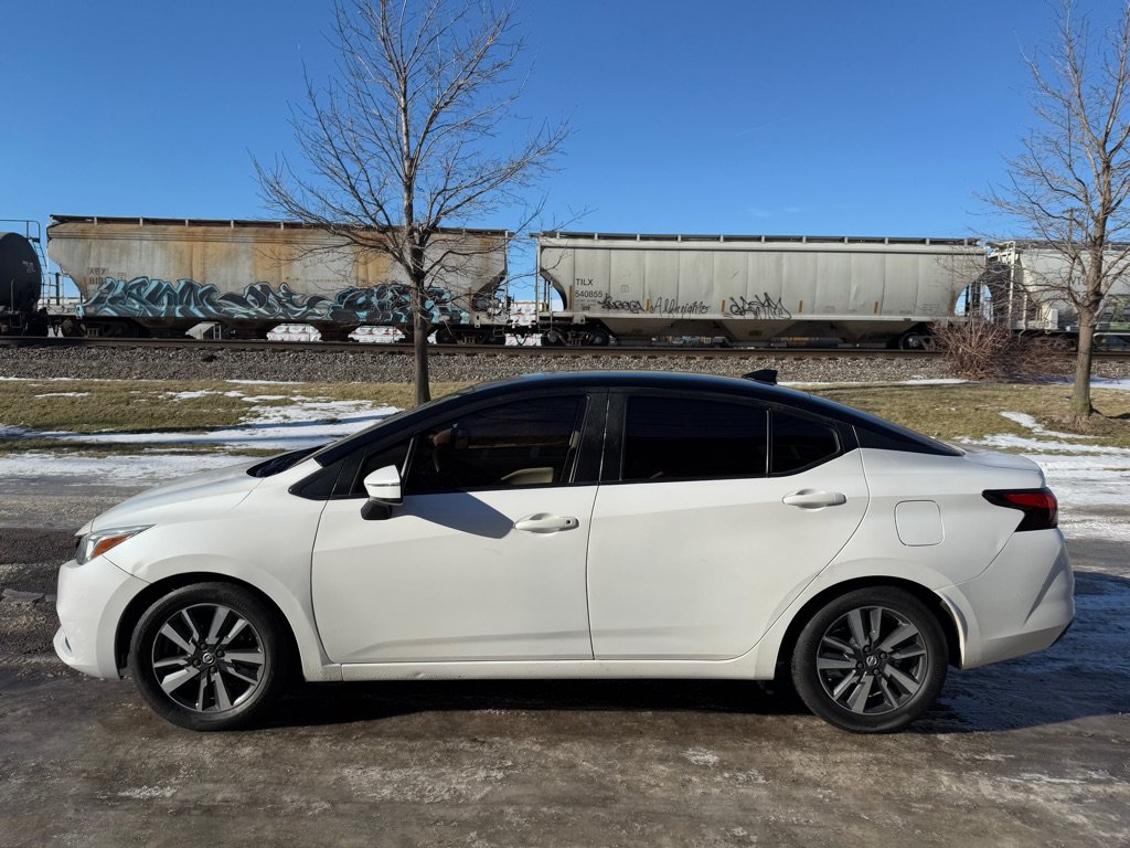 Used 2020 Nissan Versa SV FWD image 6