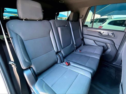 Used 2025 Chevrolet Tahoe LS image 18