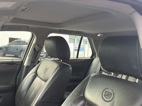 Used 2010 Cadillac DTS Premium image 53