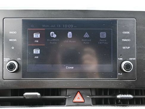 Used 2025 Kia Sportage LX FWD image 36