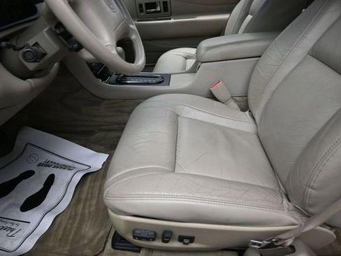 Used 2000 Cadillac Eldorado ESC w/ Comfort/Convenience Pkg FWD image 16
