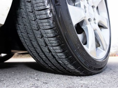 Used 2016 Cadillac ATS Luxury w/ Sun And Sound Package image 72