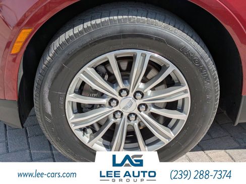 Used 2017 Cadillac XT5 Luxury w/ Driver Awareness Package image 9