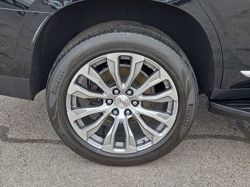 Used 2021 GMC Yukon Denali image 7