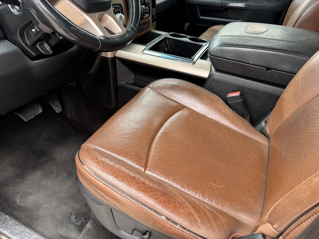 Used 2015 RAM 1500 Laramie Longhorn w/ Convenience Group AWD/4WD image 32