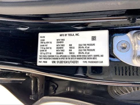 Used 2020 Tesla Model 3 Standard Range Plus image 27
