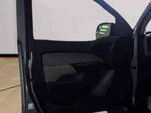 Used 2019 Chevrolet Colorado W/T w/ WT Convenience Package image 11