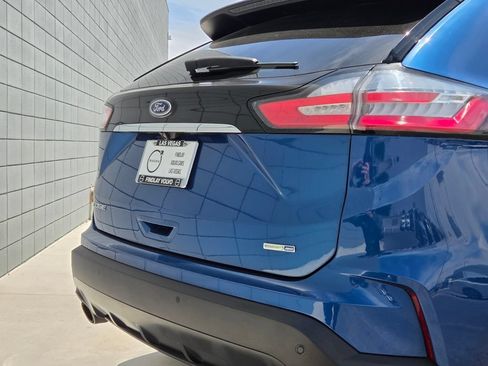 Used 2020 Ford Edge SE w/ Cargo Accessory Package AWD/4WD image 11