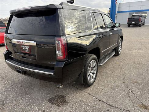Used 2015 GMC Yukon Denali w/ Open Road Package image 3