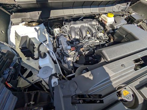 Certified 2023 Nissan Pathfinder SV image 21