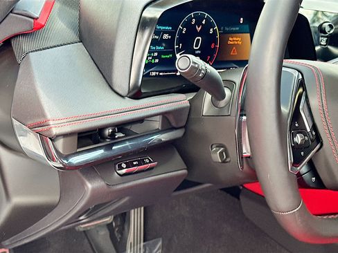 Used 2025 Chevrolet Corvette 2LT w/ Stealth Interior Trim Package image 10