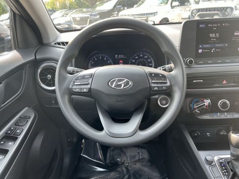 Used 2023 Hyundai Kona SEL AWD/4WD image 16