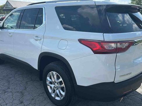 Used 2018 Chevrolet Traverse LT FWD image 6