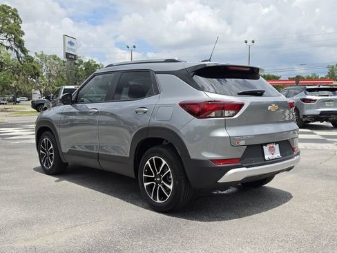 New 2026 Chevrolet TrailBlazer LT w/ Convenience Package FWD image 3
