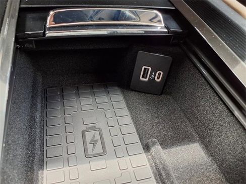 New 2025 Lincoln Corsair FWD w/ Equipment Group 101A image 6