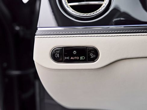 Used 2022 Bentley Flying Spur W12 AWD/4WD image 60