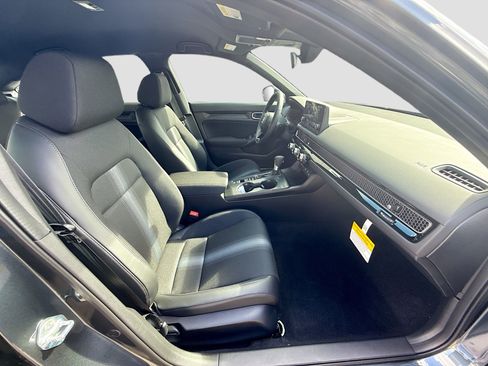 New 2026 Honda Civic Sport image 22