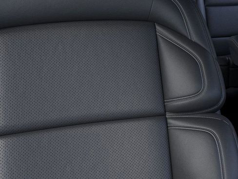 New 2025 Lincoln Navigator L Reserve image 16