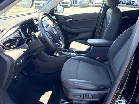 Used 2023 Buick Encore GX Select image 18