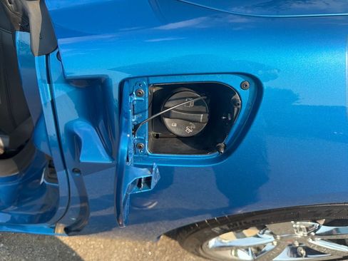 Used 2010 Chevrolet Corvette Coupe w/ Preferred Equipment Group RWD image 31