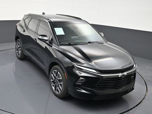 Used 2023 Chevrolet Blazer RS w/ Enhanced Convenience Package FWD image 19