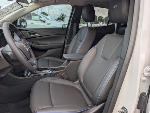 New 2026 Buick Encore GX Sport Touring w/ Comfort Package image 19