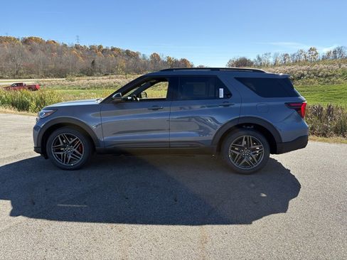 New 2026 Ford Explorer ST w/ Sun And Sound Package image 2