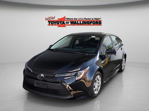 Certified 2024 Toyota Corolla LE FWD image 1