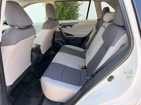 Used 2024 Toyota RAV4 XLE w/ Convenience Package AWD/4WD image 7
