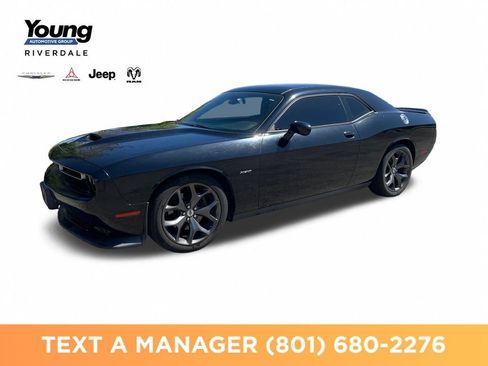 Used 2019 Dodge Challenger R/T RWD image 1