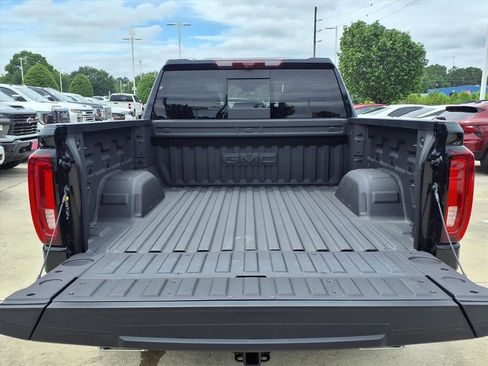 Used 2026 GMC Sierra 1500 Denali w/ Denali Reserve Package RWD image 10