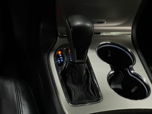 Used 2019 Jeep Grand Cherokee Altitude image 30