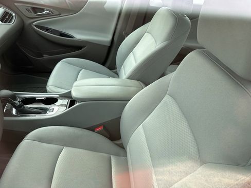 Used 2023 Chevrolet Malibu LT image 25