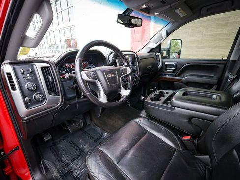 Used 2018 GMC Sierra 2500 SLT w/ Duramax Plus Package AWD/4WD image 13