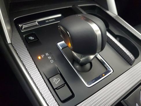 Used 2024 MAZDA CX-90 Plug-In Hybrid w/ Preferred AWD/4WD image 33