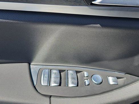 Used 2024 BMW X3 xDrive30i w/ Convenience Package w/ZPA image 29