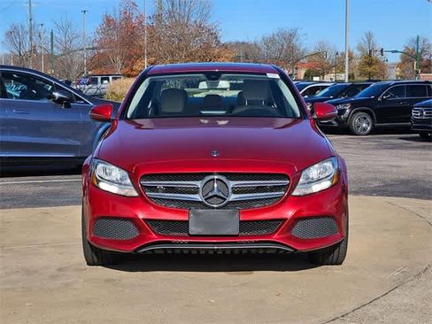 Used 2018 Mercedes-Benz C 300 4MATIC Sedan image 4