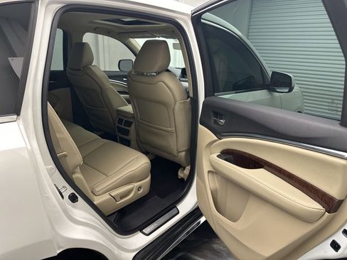 Used 2018 Acura MDX SH-AWD image 7