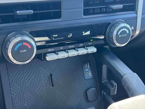 Certified 2026 Toyota Tacoma SR AWD/4WD image 27