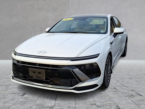 Certified 2025 Hyundai Sonata Limited image 4