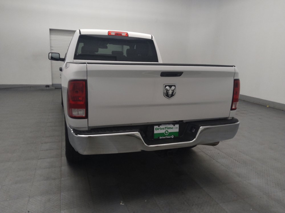 Used 2020 RAM 1500 Tradesman w/ Chrome Appearance Group RWD image 6