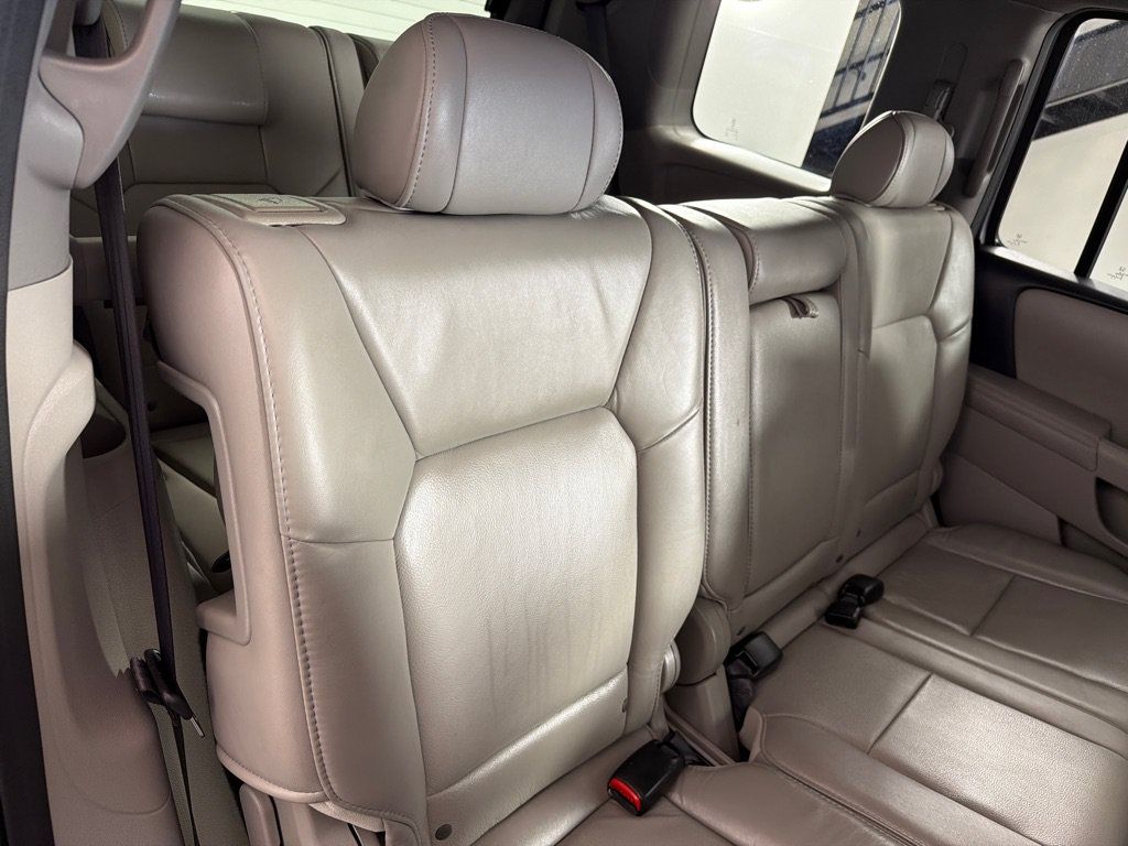 Used 2011 Honda Pilot EX-L image 23