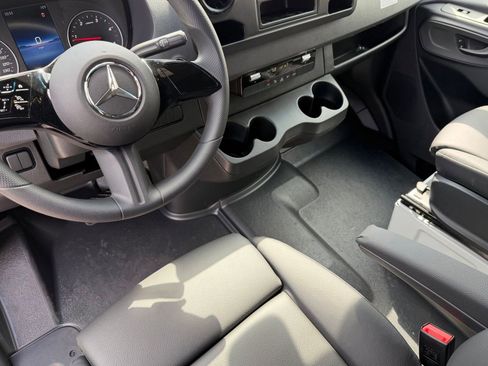 New 2026 Mercedes-Benz Sprinter 2500 image 20