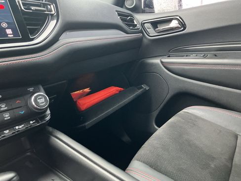 Used 2022 Dodge Durango R/T w/ Tow 'N Go Package AWD/4WD image 28