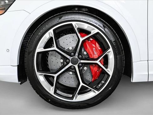 New 2026 Audi RS Q8 performance image 25