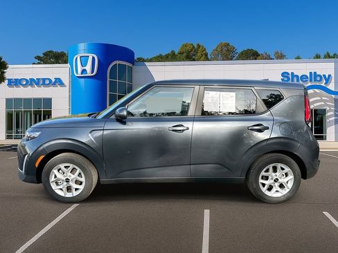 Used 2025 Kia Soul S image 5