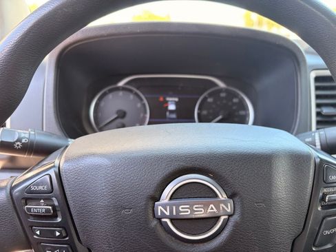 Certified 2024 Nissan Frontier SV RWD image 27