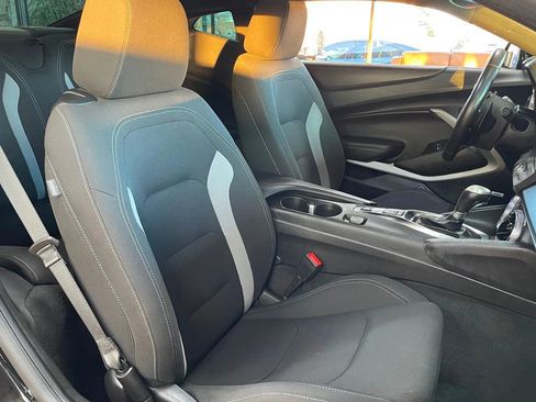 Used 2021 Chevrolet Camaro LT w/ RS Package image 27