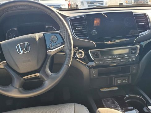 Used 2022 Honda Passport Elite image 7
